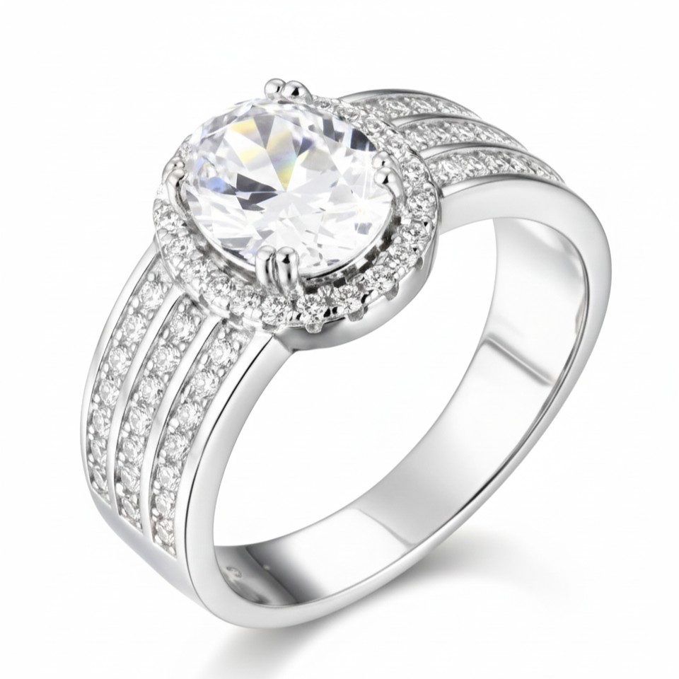 Regal Splendour Diamond Band
