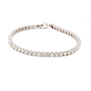 7' Tennis bracelet with 4-prong set (51) round diamonds.  D7.37ct.t.w.